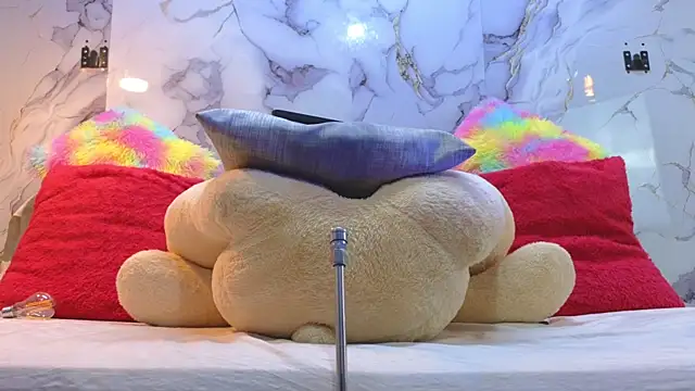 PrincePoppy online show from 01/14/26, 08:34