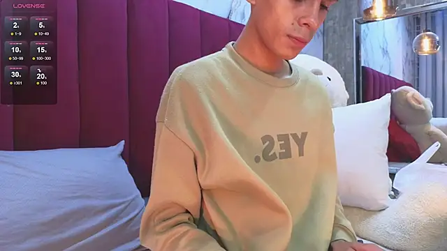 Snapshot of PrincePoppy chatting on 03/22/26, 02:04 PrincePoppy online show from 03/22/26, 02:04