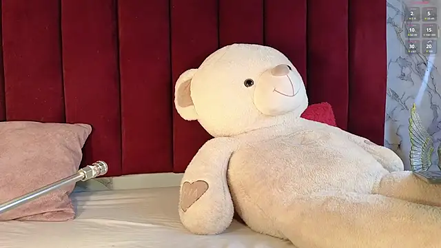 PrincePoppy online show from 11/16/25, 08:24