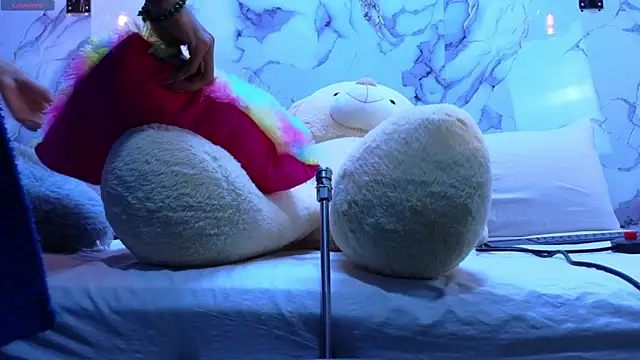 PrincePoppy online show from 01/10/26, 09:32