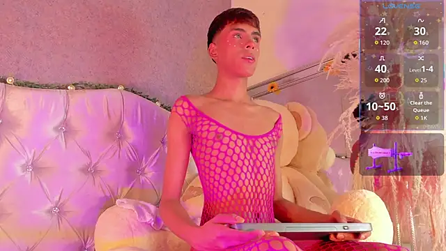 PrincePoppy online show from 09/14/25, 08:20