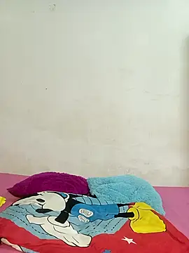 Katherine 13 online show from 12/02/25, 09:05