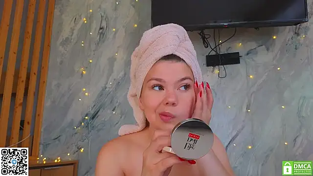 Snapshot of miss_bubbles_ chatting on 07/17/26, 02:09 miss bubbles online show from 07/17/26, 02:09