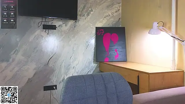 miss bubbles  online show from 10/11/25, 12:22