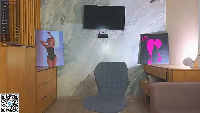 miss bubbles  online show from 11/30/25, 12:33