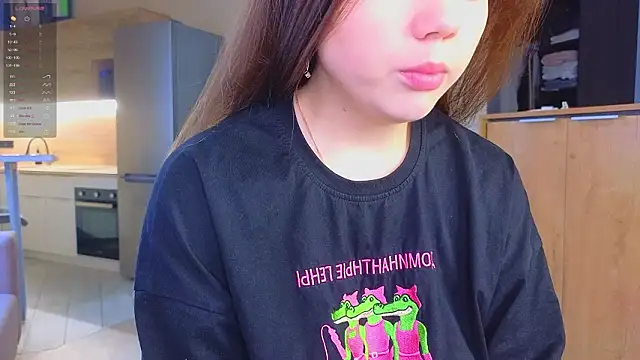 miss bubbles  online show from 03/22/26, 01:09