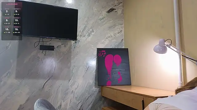 miss bubbles  online show from 10/05/25, 12:23