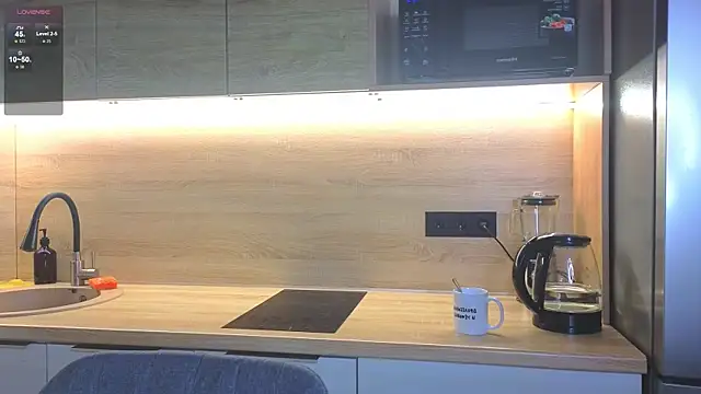 miss bubbles  online show from 10/16/25, 12:19