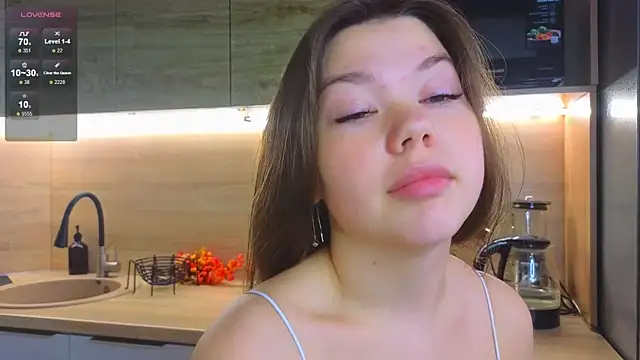 miss bubbles  online show from 10/29/25, 01:15