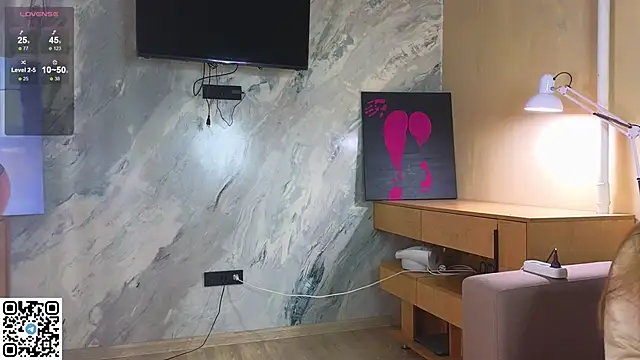 miss bubbles  online show from 11/04/25, 12:25