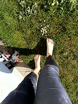 Teafeet online show from 04/07/26, 08:16