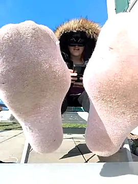 Teafeet online show from 03/19/26, 08:14