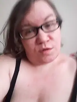 AnniDiMoni online show from 11/14/25, 05:22