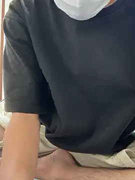 yuyusan07 online show from 09/29/25, 12:33