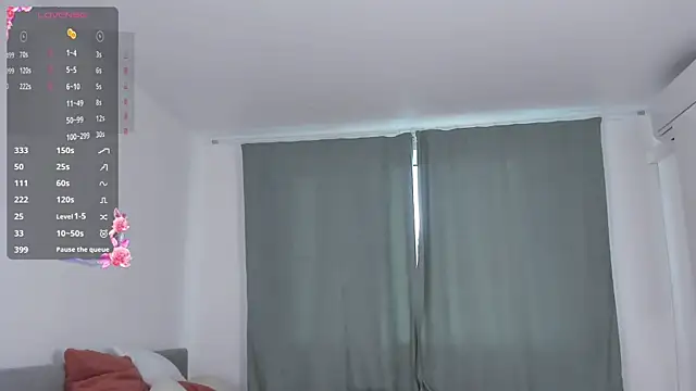 OdelynaFrake online show from 11/28/25, 08:36