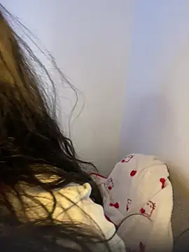 snow doll online show from 03/06/26, 08:26