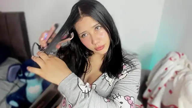 snow doll online show from 03/16/26, 08:44