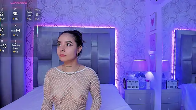 AlliceWinter online show from 11/07/25, 11:48