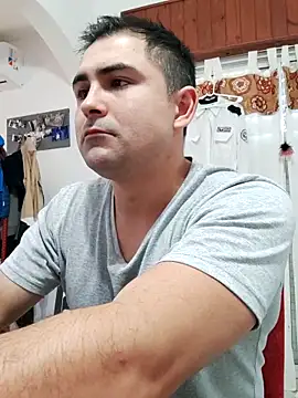 Bradd 32 online show from 04/13/26, 11:25
