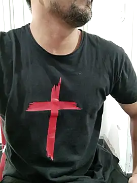 Snapshot of Bradd_32 chatting on 09/21/25, 05:29 Bradd 32 online show from 09/21/25, 05:29