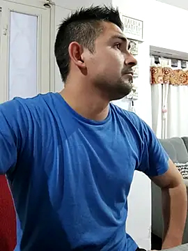 Snapshot of Bradd_32 chatting on 09/16/25, 02:23 Bradd 32 online show from 09/16/25, 02:23