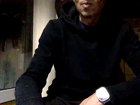 adiluci1 online show from 11/03/25, 06:44