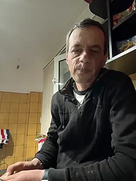 adiluci1 online show from 04/13/26, 02:48