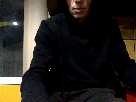 adiluci1 online show from 12/21/25, 05:58