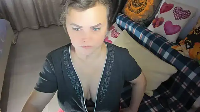 MildMature online show from 12/02/25, 06:59