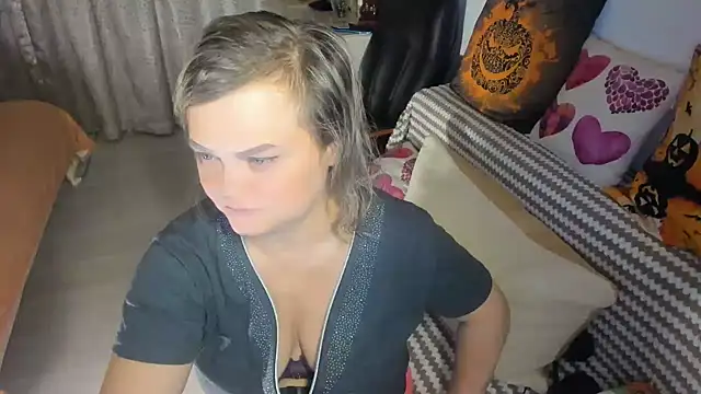 MildMature online show from 10/08/25, 06:41