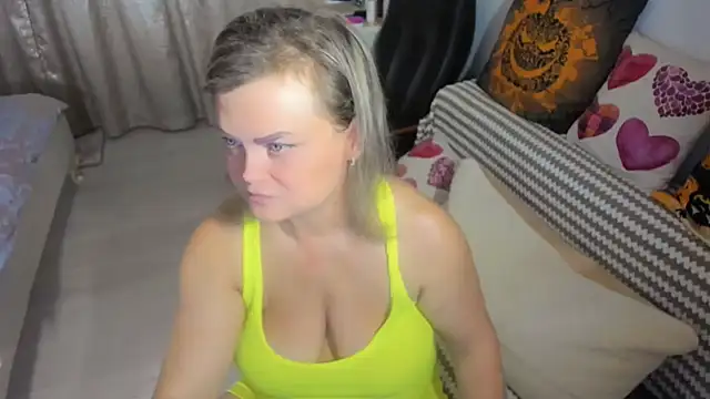 MildMature online show from 10/16/25, 08:06