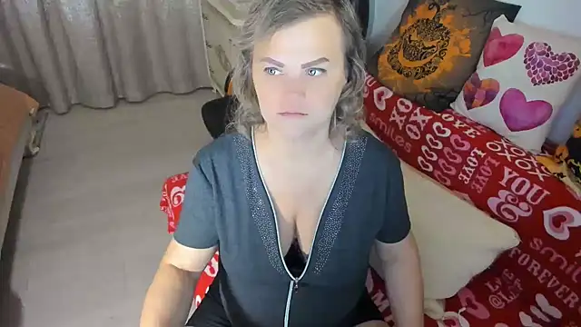 MildMature online show from 11/18/25, 06:11