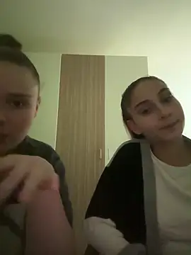 FemmeAffair online show from 02/04/26, 11:33