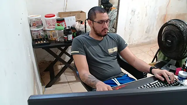 Leonino231 online show from 10/10/25, 04:41