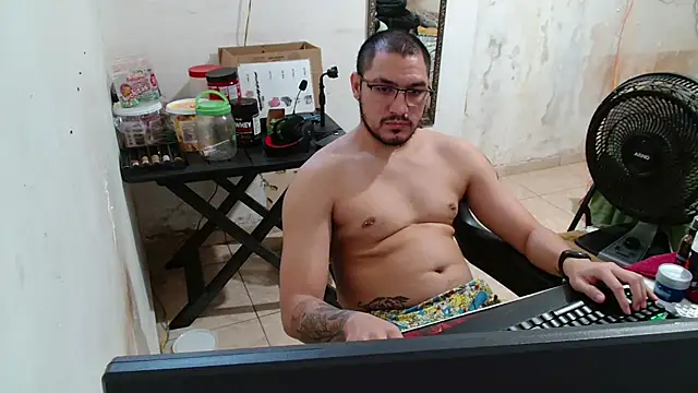 Leonino231 online show from 10/08/25, 04:29