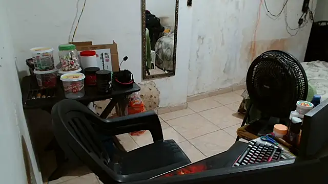 Leonino231 online show from 11/13/25, 09:51