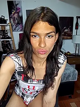 LunarisSmith online show from 03/25/26, 05:23