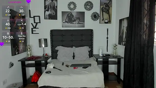 LunarisSmith online show from 11/04/25, 07:06