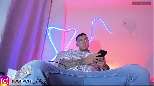 Snapshot of nico_rivera chatting on 01/07/26, 02:05 nico rivera online show from 01/07/26, 02:05