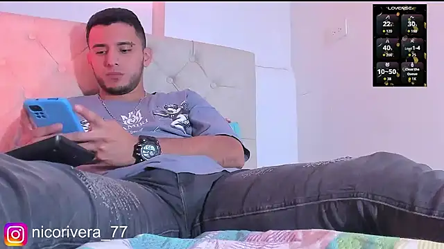 Snapshot of nico_rivera chatting on 09/26/25, 02:51 nico rivera online show from 09/26/25, 02:51