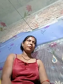 Snapshot of Savita992 chatting on 05/31/26, 06:20 Savita992 online show from 05/31/26, 06:20