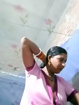 Snapshot of Savita992 chatting on 06/02/26, 07:47 Savita992 online show from 06/02/26, 07:47
