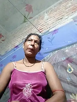 Snapshot of Savita992 chatting on 06/25/26, 12:52 Savita992 online show from 06/25/26, 12:52