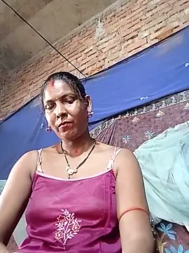 Snapshot of Savita992 chatting on 05/27/26, 05:26 Savita992 online show from 05/27/26, 05:26