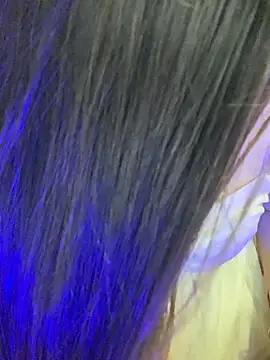 Linhtruong  online show from 04/10/26, 03:46