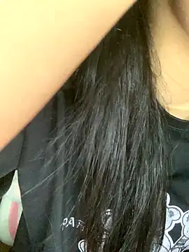 Snapshot of Linhtruong_ chatting on 09/29/25, 04:30 Linhtruong online show from 09/29/25, 04:30