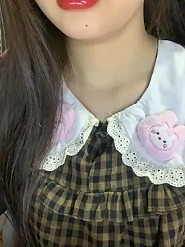 Linhtruong  online show from 02/01/26, 04:11