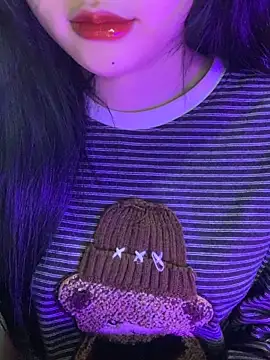 Linhtruong  online show from 02/14/26, 03:51