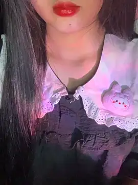 Linhtruong  online show from 02/23/26, 04:03