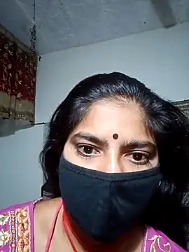 Snapshot of Daisygirl9 chatting on 10/26/25, 12:33 Daisygirl9 online show from 10/26/25, 12:33